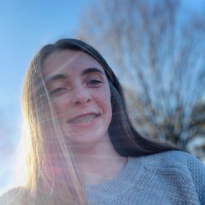 Meet your Posher, Lauren